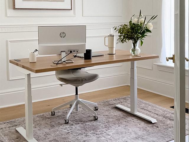 How to Choose a Rug Size for Office Room?