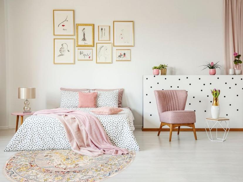 Round rug bedroom ideas